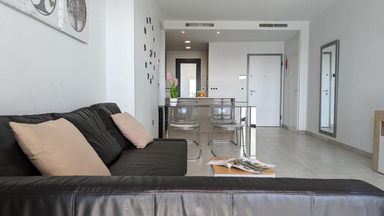 Sunset Waves Lovely Apartment بينايدورم المظهر الخارجي الصورة