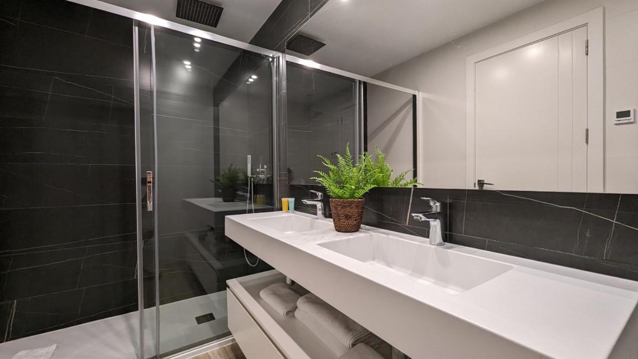 Sunset Waves Lovely Apartment بينايدورم المظهر الخارجي الصورة